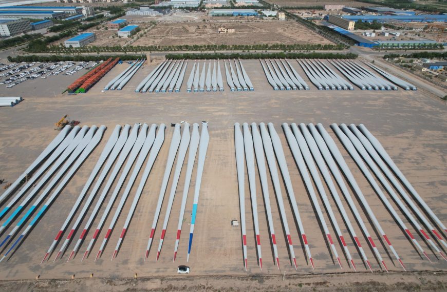 红岩先锋·四强四好｜甘肃成飞党支部：深耕党建品牌建设，以党建红赋能风电绿